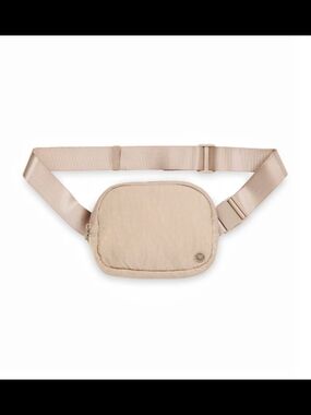 Gaiam Nylon Sidekick Crossbody Waist Pack/ Pearl Beige OS